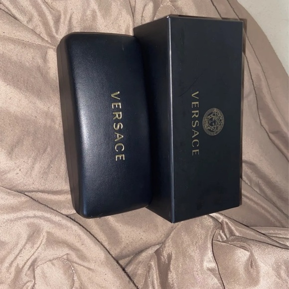 Versace glasses - Picture 3 of 4